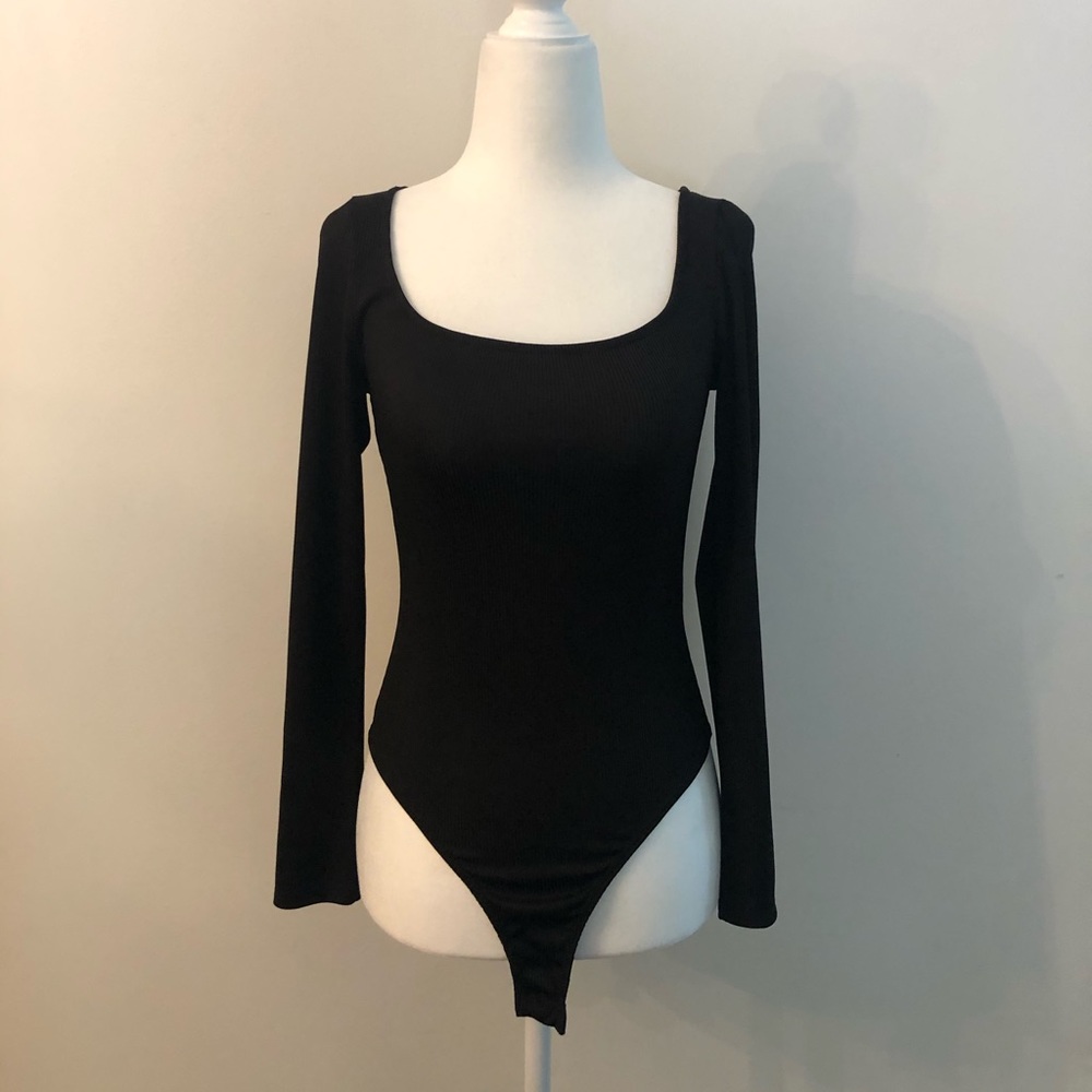 NW Lush Squared Neck Ribbed Long Sleeve Bodysuit